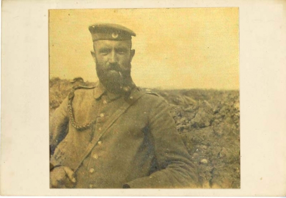 Enlarge Image Max GEHLSEN, Portrait of Max GEHLSEN, 1914-1915, monochrome black and white photograph, 5.5 x 5 cm